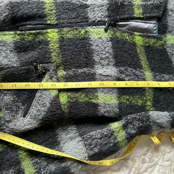 Metro Serrani cropped wool jacket. - Picture 9 of 9